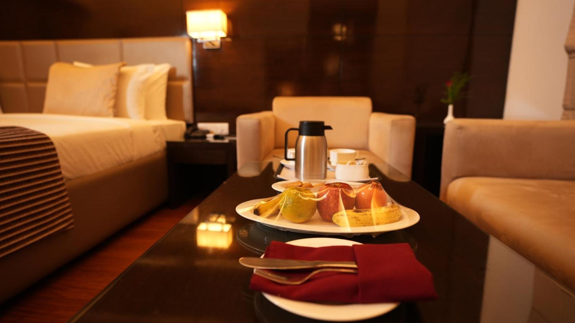 Hotel Africa Avenue - Greater Kailash 1 New Delhi Exterior photo